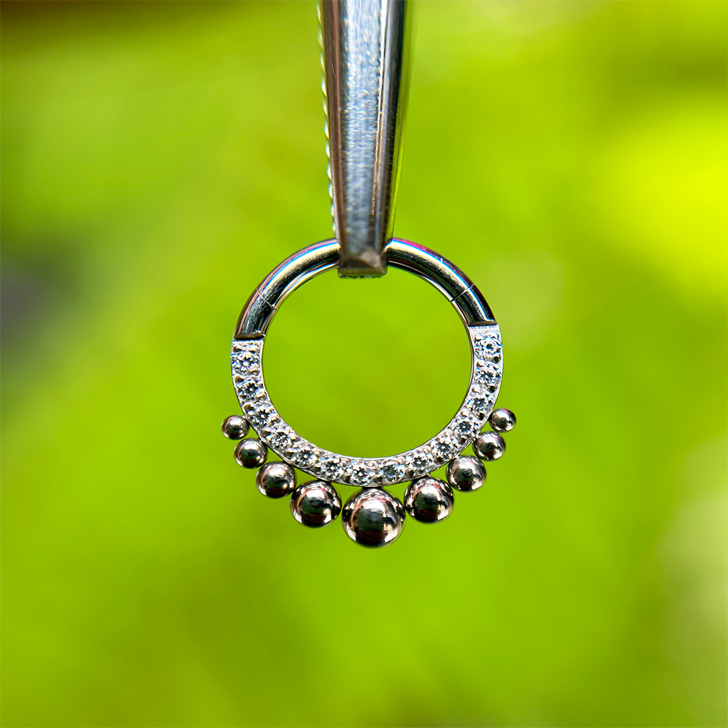 Piercing Aro Con Ornamentos Inferiores