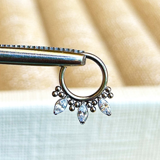 Piercing Aro Ornamentos y Brillos Rombo