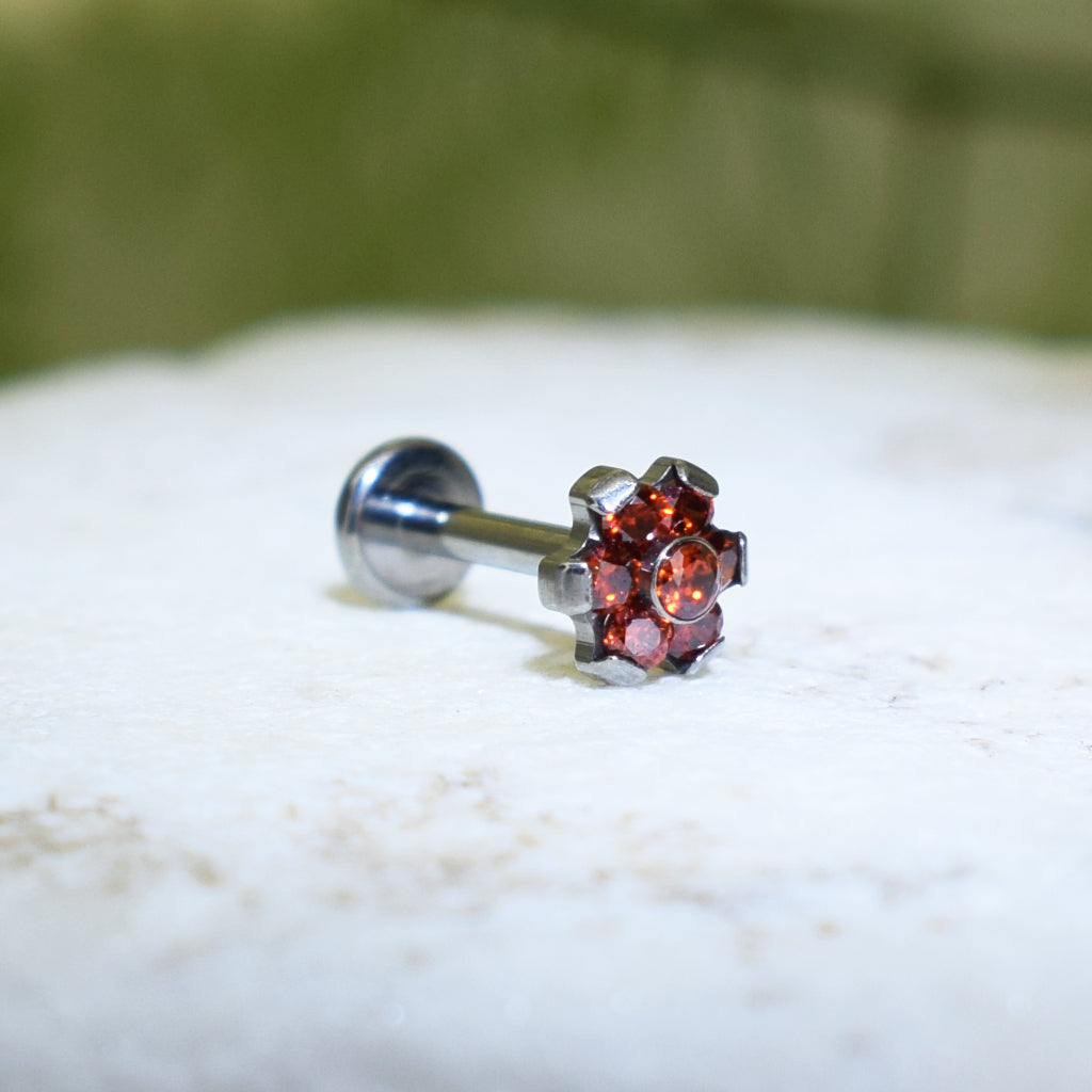 PIERCING LABRET FLOR ROJA
