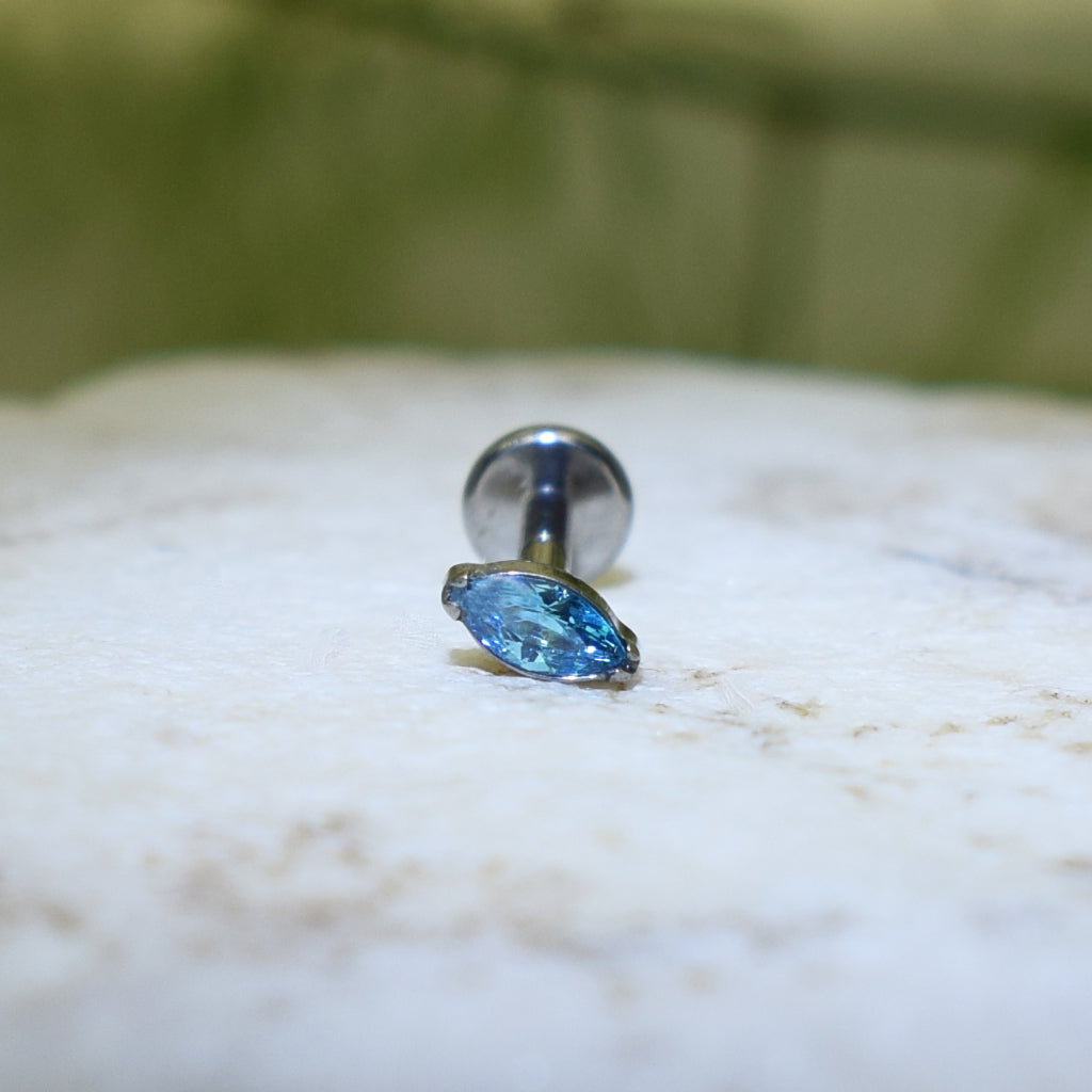 PIERCING LABRET OJO DE GATO AZUL