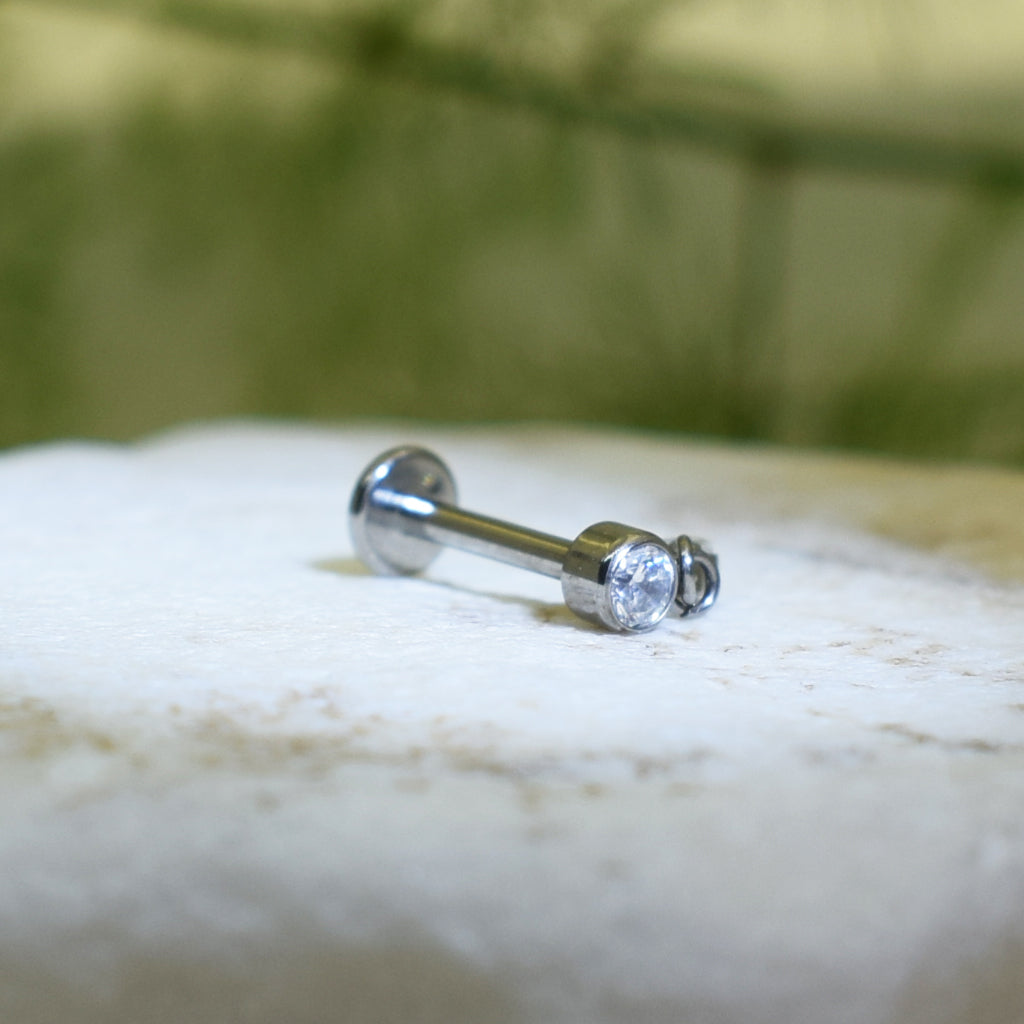PIERCING LABRET COLGANTE BRILLO Y LAGRIMA