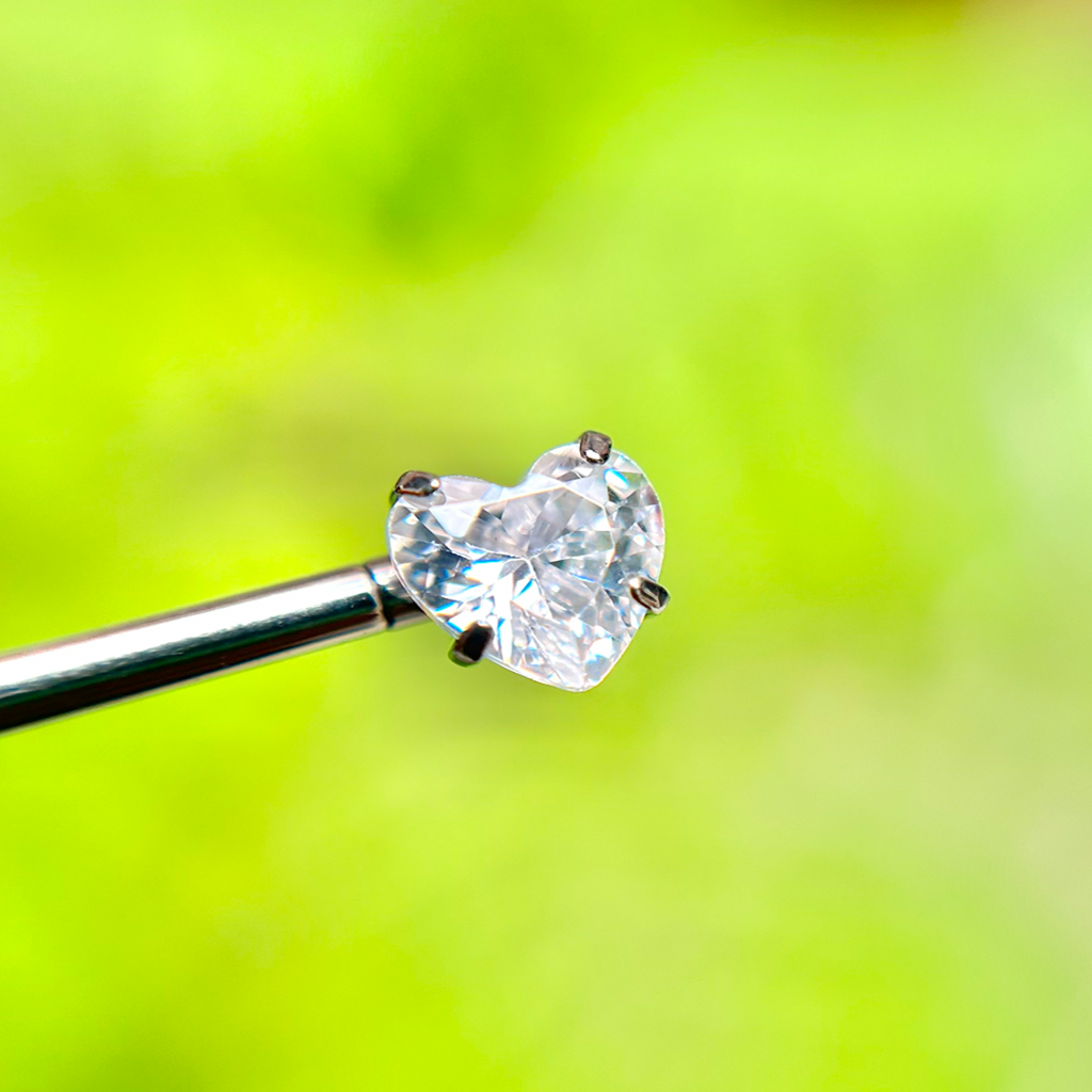 Piercing para pezón con corazones