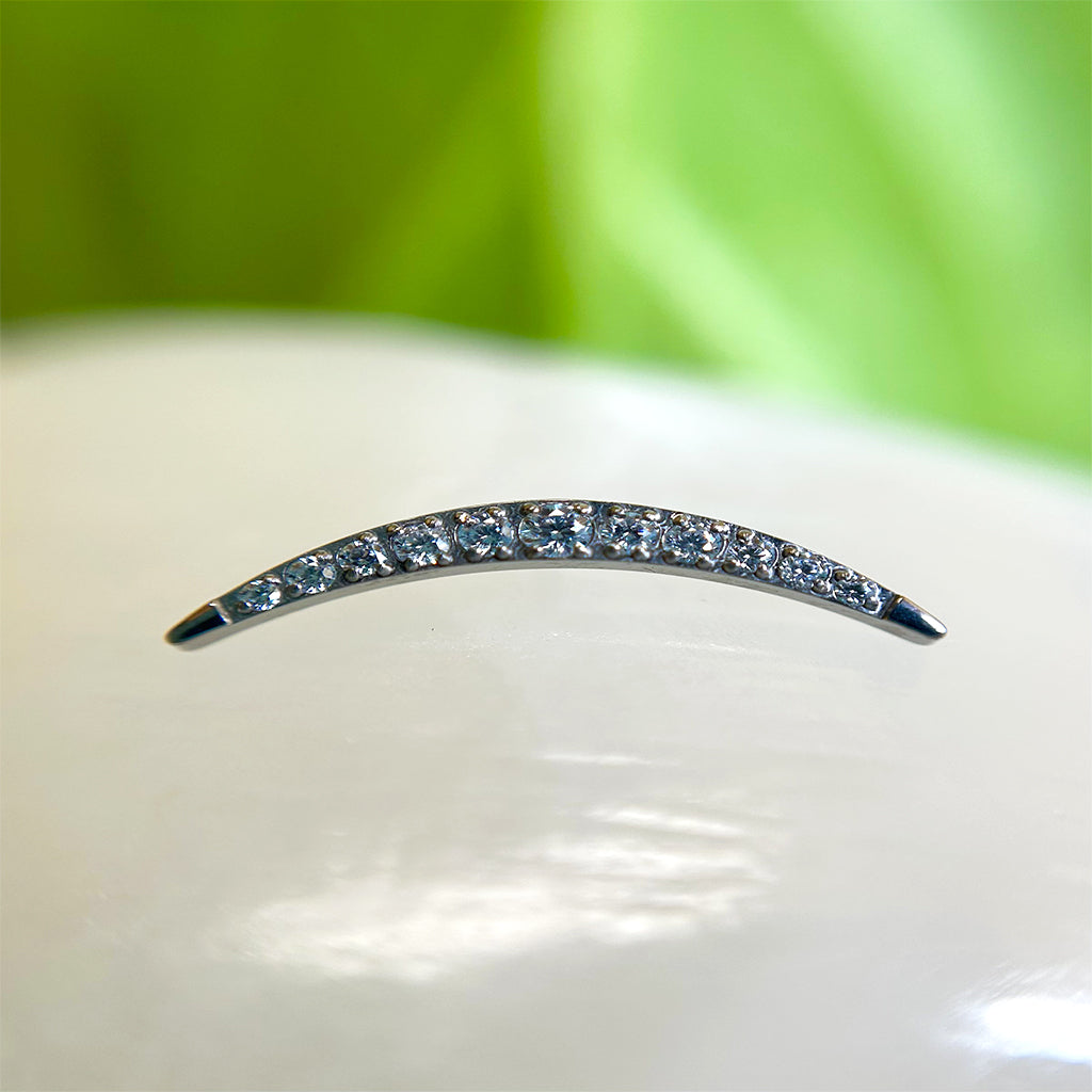 Piercing Clúster Arco Con Circón Blanco