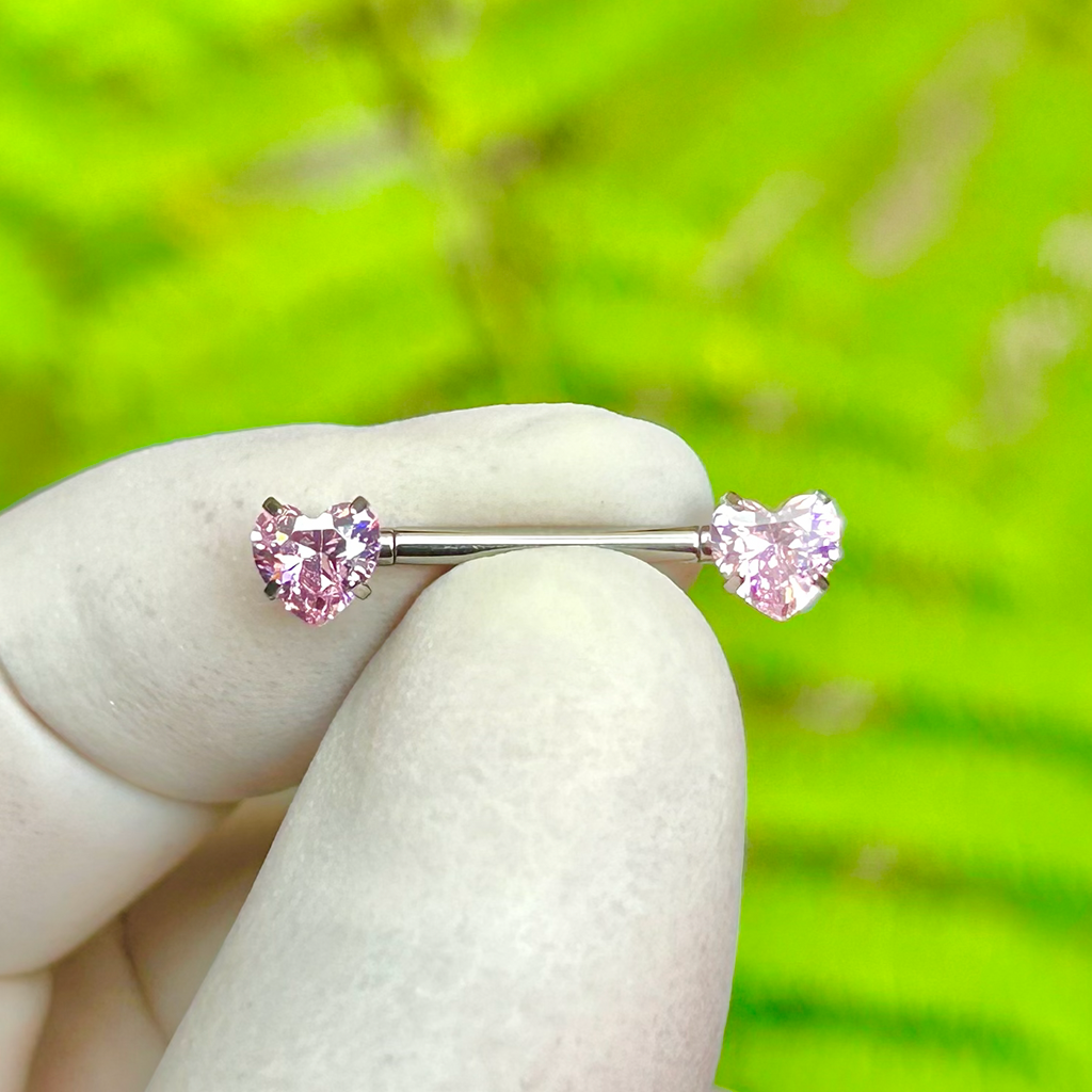 Piercing para pezón con corazones
