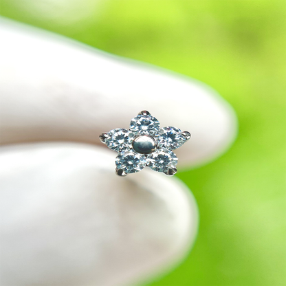 Piercing Flor Con Circón Blanco