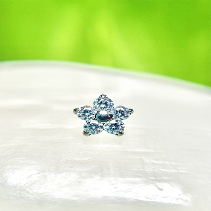 Piercing Flor Con Circón Blanco
