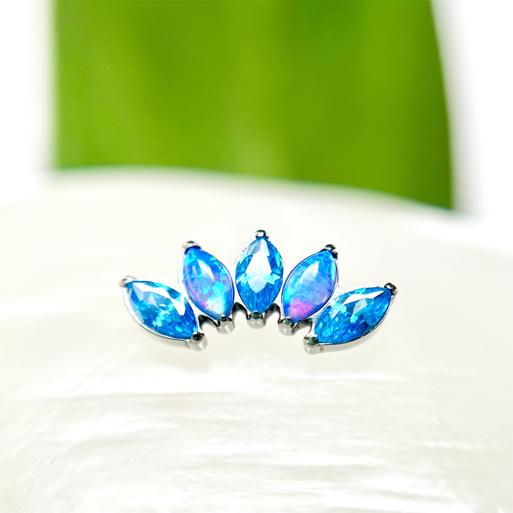 Piercing Clúster Con Circones y Ópalos Azules